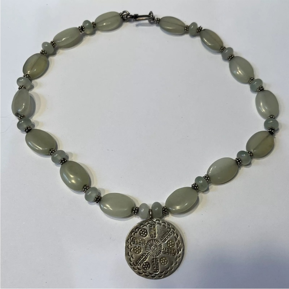 Vintage Silver And Green Jade Bead Necklace With Pendant 16.5”